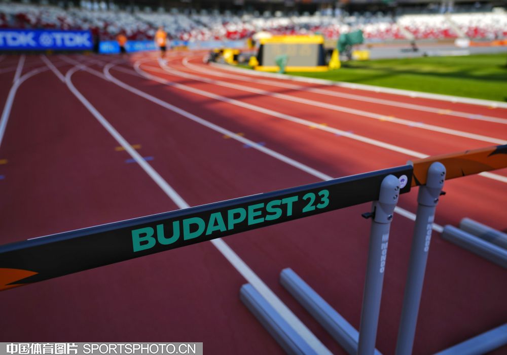 任以来带领 任以来带领